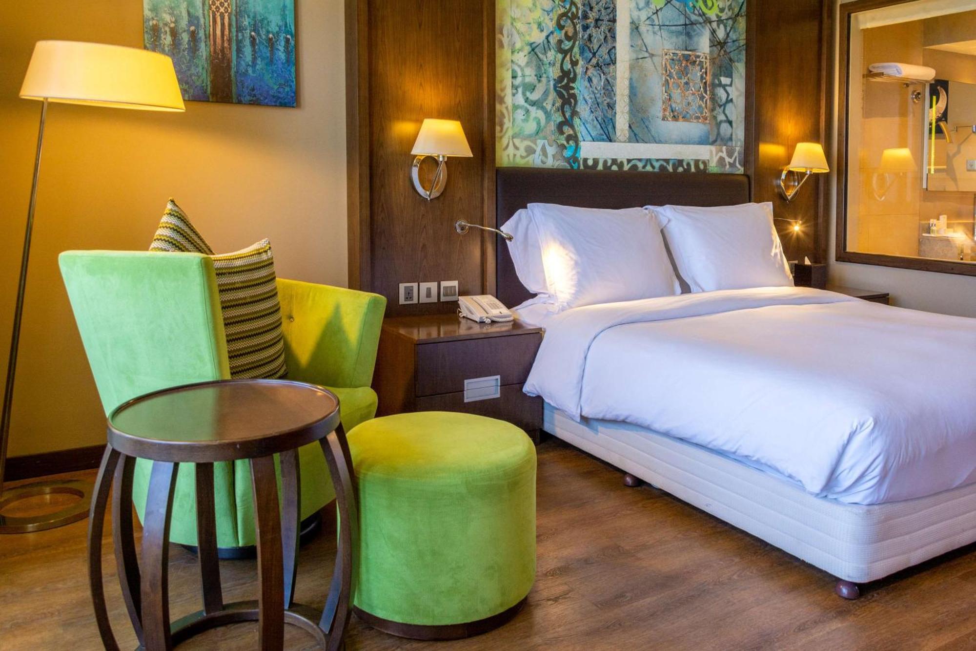 Radisson Blu Hotel & Resort, Sohar Extérieur photo Deluxe Room